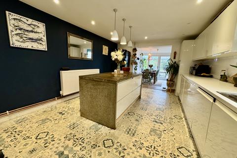 4 bedroom detached house for sale, High Street, Borth SY24