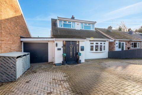 3 bedroom detached bungalow for sale, Keepers Close, Drakes Broughton, WR10