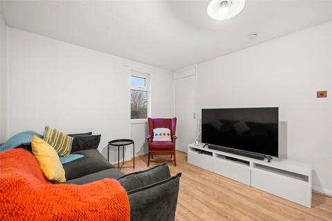 undefined, Nutley, Berkshire RG12