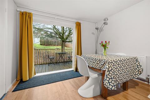 undefined, Nutley, Berkshire RG12
