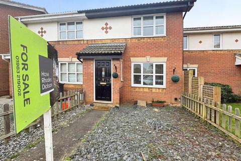2 bedroom terraced house for sale - Marina Close, East Cowes, Isle of Wight