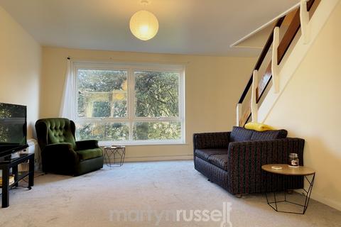 2 bedroom maisonette for sale, Lima Court, Bath Road, Reading, Berkshire, RG1 6NG