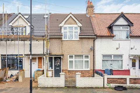 3 bedroom terraced house for sale, London N9