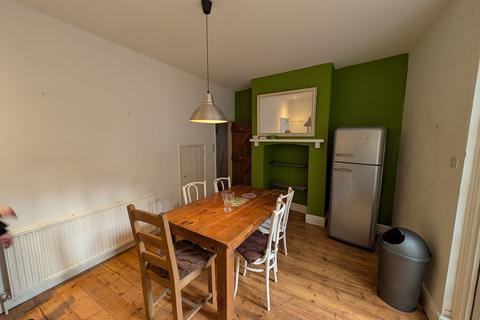 undefined, Gorse Lane, Bristol