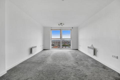 2 bedroom flat for sale, Royal Crescent, IG2