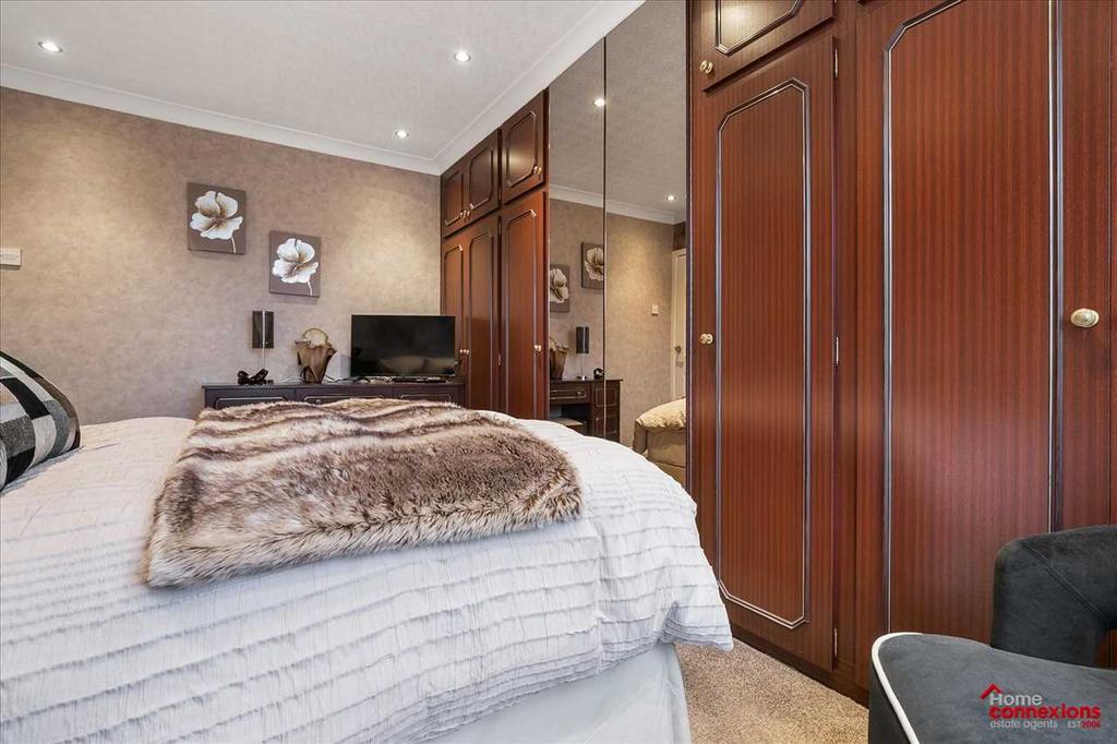 Bedroom One (2)