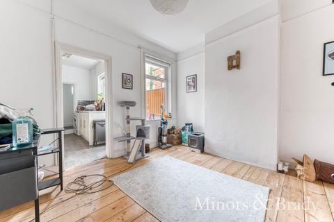 2 bedroom terraced house to rent, Hotblack Road, Heigham Grove