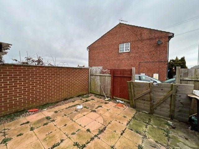 Off Road Parking To Rear