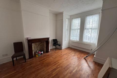 undefined, Elmhurst Road, London, N17