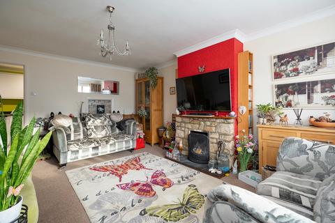 3 bedroom semi-detached house for sale, Manor Gardens, Boston, PE21