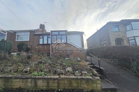2 bedroom semi-detached bungalow to rent - Selbourne Rd, Dewsbury