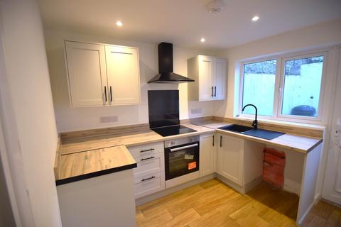 2 bedroom terraced house to rent, Silver Street, Bideford