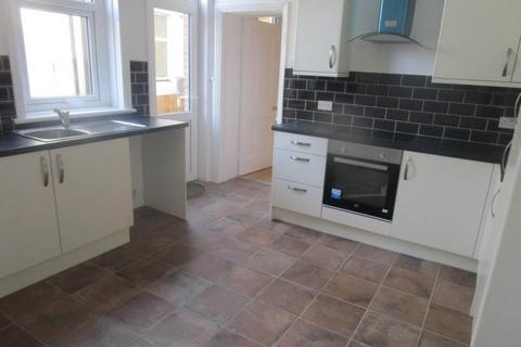 2 bedroom flat to rent, GfF   Warrior Square, Southend On Sea