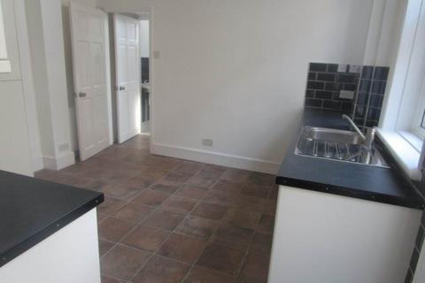 2 bedroom flat to rent, GfF   Warrior Square, Southend On Sea