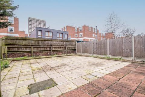 3 bedroom flat to rent, Canrobert Street, E2