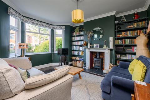 3 bedroom semi-detached house for sale, Tranby Avenue, York, YO10 3NB