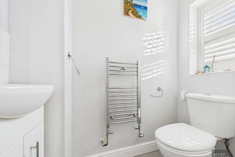 3 bedroom detached house for sale, Byewaters, Watford, WD18 8WJ
