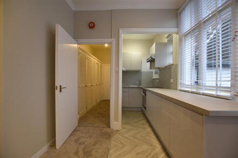undefined, Bell Street, Reigate