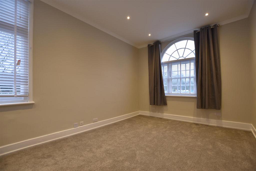 Living area.JPG