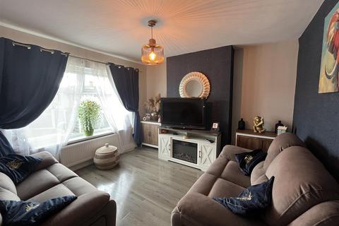 2 bedroom semi-detached bungalow for sale, Mostyn Grove, Bradford BD6