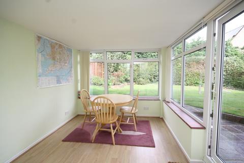 3 bedroom detached house to rent, Calder Close, Maidenhead, Berkshire