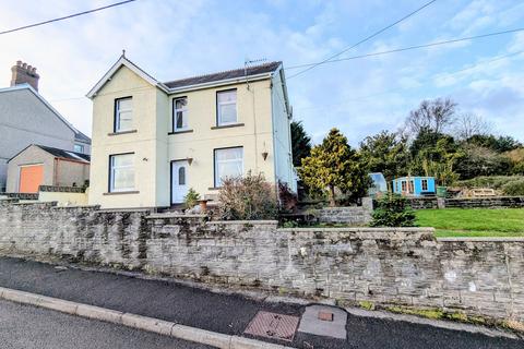 3 bedroom detached house for sale, Heol Nazareth, Pontyates, Llanelli, Carmarthenshire.