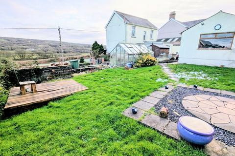 3 bedroom detached house for sale, Heol Nazareth, Pontyates, Llanelli, Carmarthenshire.