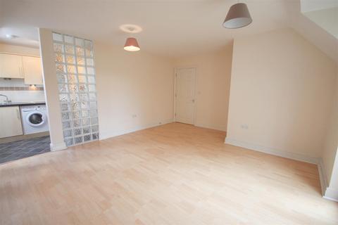 1 bedroom apartment to rent, Bramshott Place, Hampshire GU51