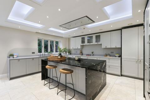 6 bedroom detached house for sale, Moor Park Road, Northwood HA6