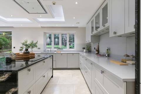 6 bedroom detached house for sale, Moor Park Road, Northwood HA6