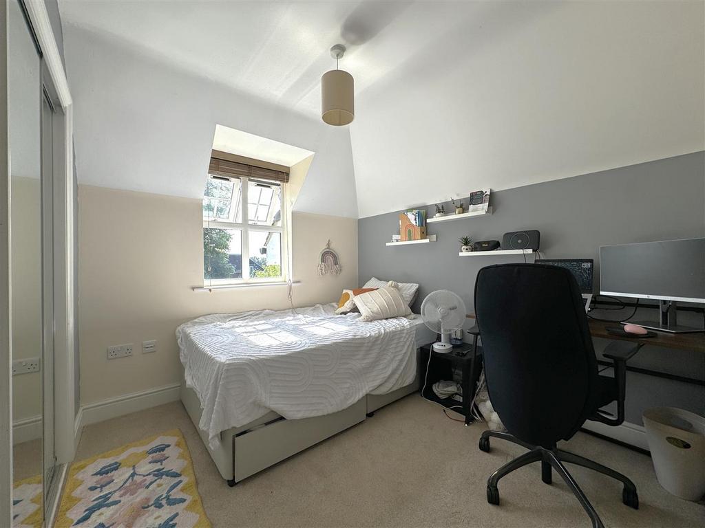 Bedroom 2 .jpeg