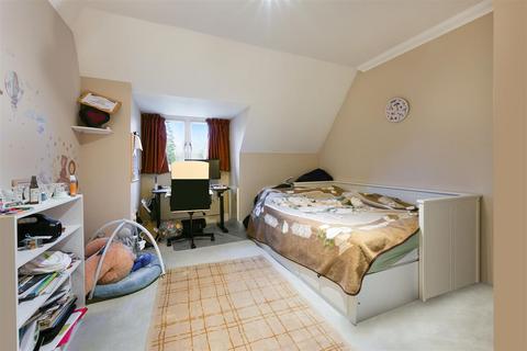 2 bedroom apartment to rent, Newlands, 55 The Avenue, Tadworth, Surrey