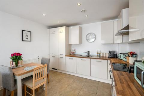 undefined, Russells Crescent, Horley
