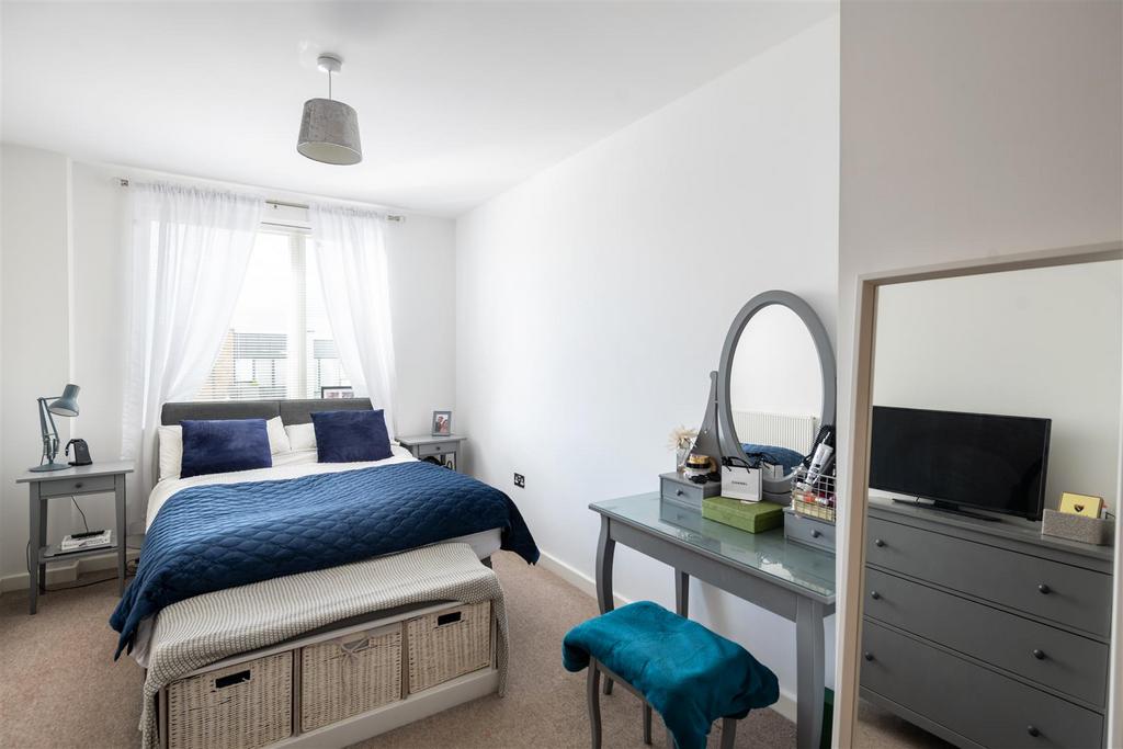 67 Russell Square internals-4.jpg