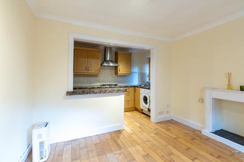 2 bedroom ground floor flat for sale, 8 Torwood Place, Birnam, Dunkeld PH8 0DJ