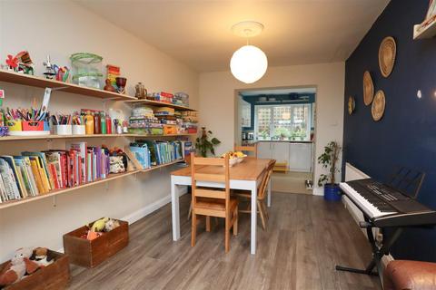 undefined, Fairstone Close, Hastings