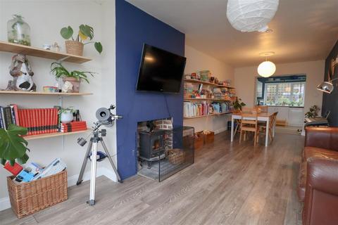 4 bedroom semi-detached house for sale, Fairstone Close, Hastings
