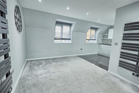 2 bedroom apartment for sale, Station Road, Ware SG12