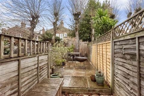 2 bedroom maisonette for sale, Fieldhouse Road, London, SW12
