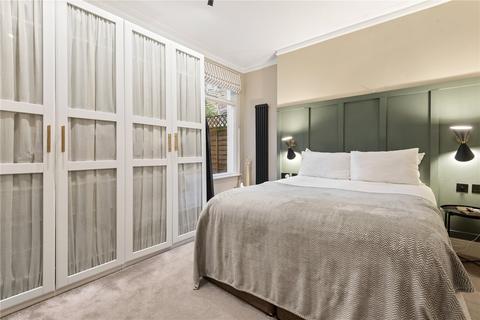 2 bedroom maisonette for sale, Fieldhouse Road, London, SW12