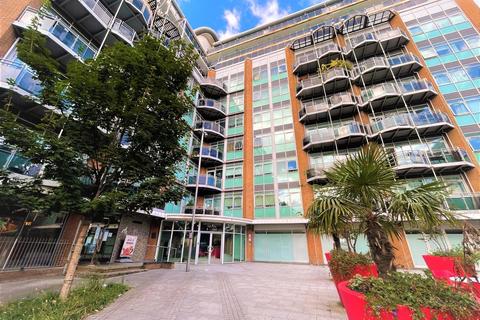 2 bedroom flat to rent, Gerry Raffles Square | Stratford | London E15