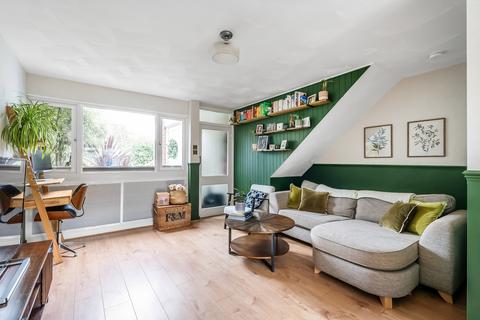 2 bedroom end of terrace house for sale, Home Park, Oxted, Surrey