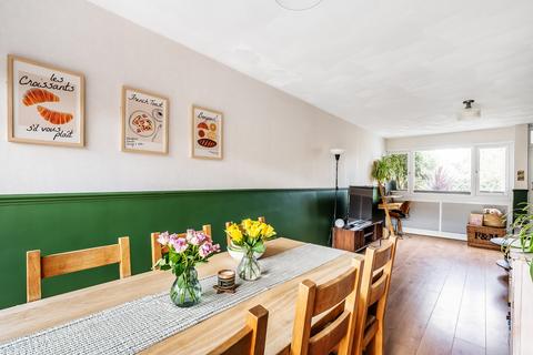 2 bedroom end of terrace house for sale, Home Park, Oxted, Surrey