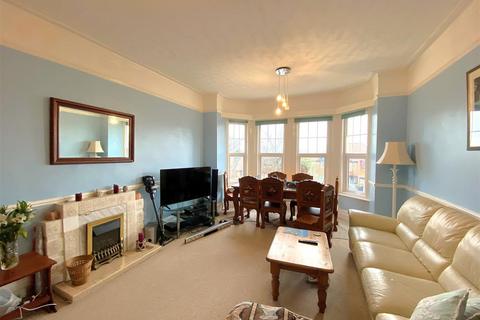 3 bedroom flat for sale, Dorset Road, Bexhill-on-Sea