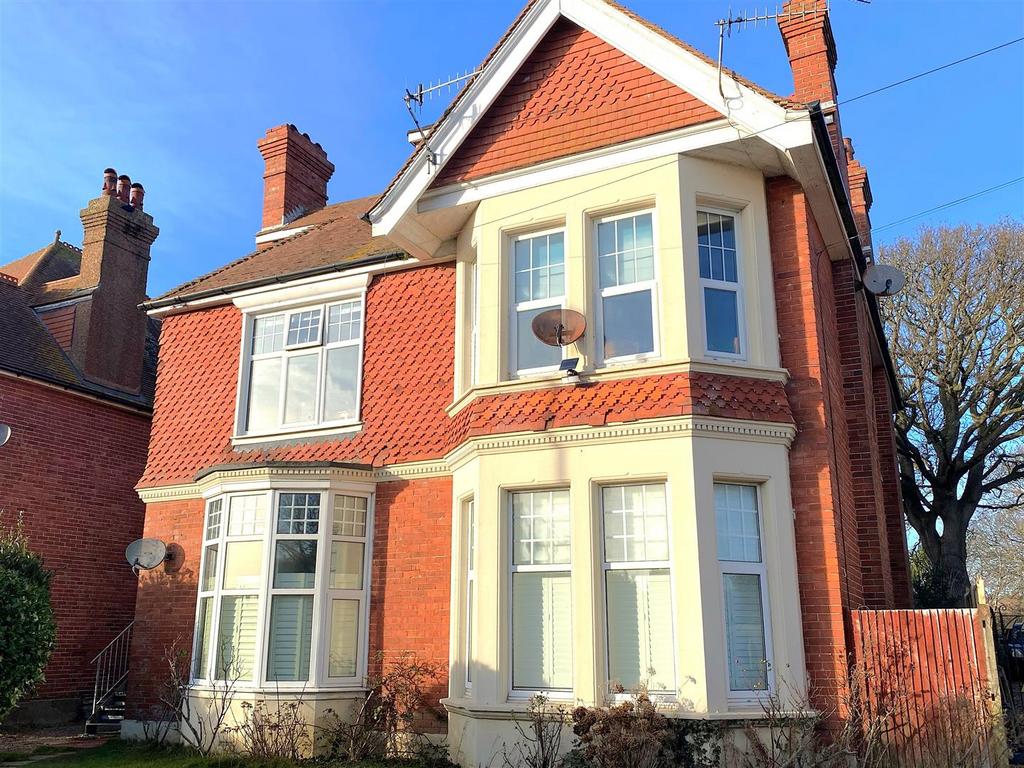 143 A Dorset Road - Front.jpg