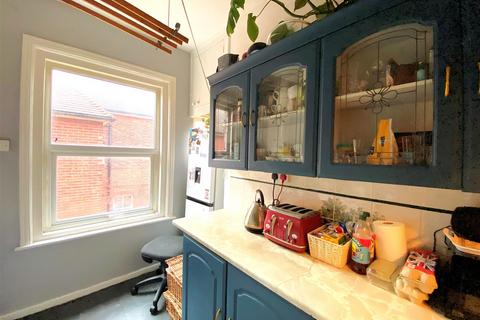 3 bedroom flat for sale, Dorset Road, Bexhill-on-Sea