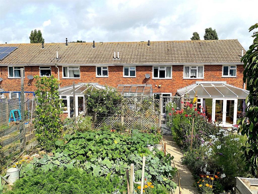 5 Lullington Close - Rear2.jpg