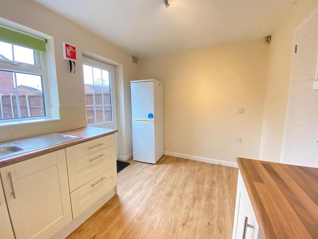 Kitchen3.jpg