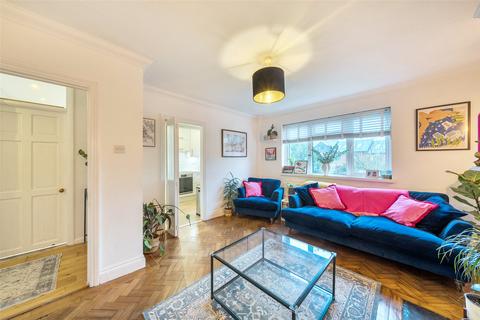 2 bedroom maisonette for sale, Villiers Close, Surbiton KT5