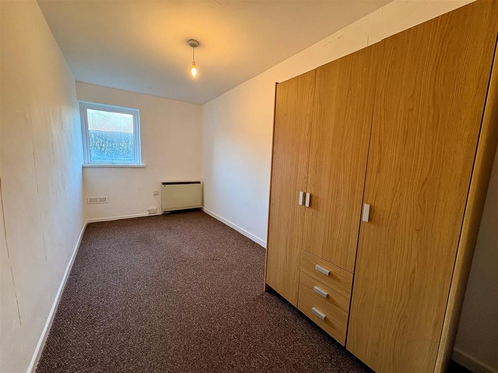 4 BED 2.jpg